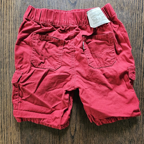 Levi's Red Cargo Shorts Size Boy's 3T - Picture 2 of 4